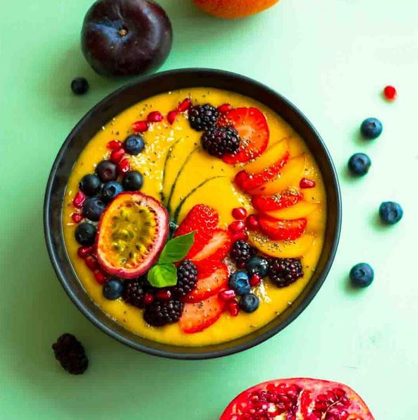 Mango & Lucuma & Banana Smoothie Bowl with Camu Camu