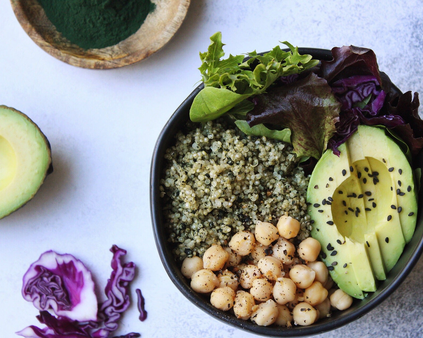 Spirulina Quinoa Bowl